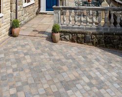 Sarsen Stone Paving Permi.8